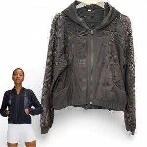 Lululemon Relaxed Fit Mesh Jacket Women’s Size 10 Black Full Zip Hooded EUC